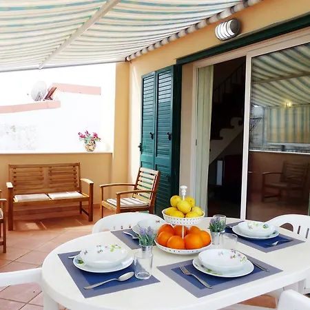 Siciliacasevacanze - Casa Maiolica Appartamento Marina di Ragusa